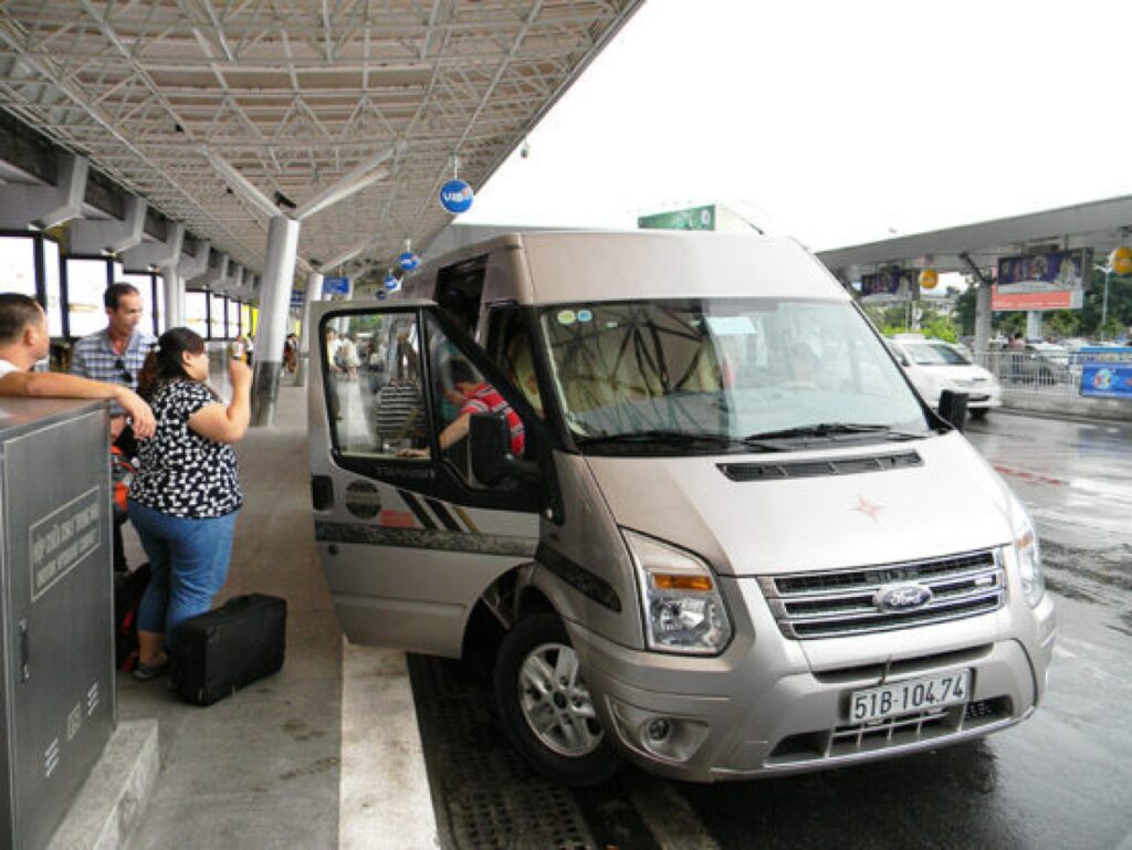 Cập nhật Bảng Giá Tham Khảo Xe 7 Chỗ Chất Lượng Sân Bay Tân Sơn Nhất